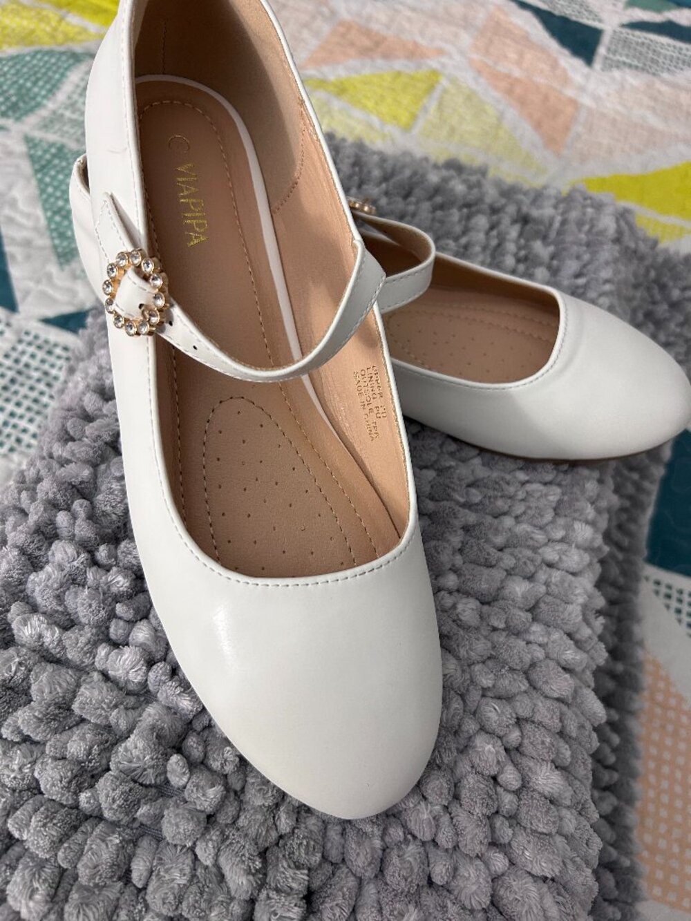 Women's White Mary-Jane Ballet Flats with Rhinestone Buckle Size 8 NWOB
